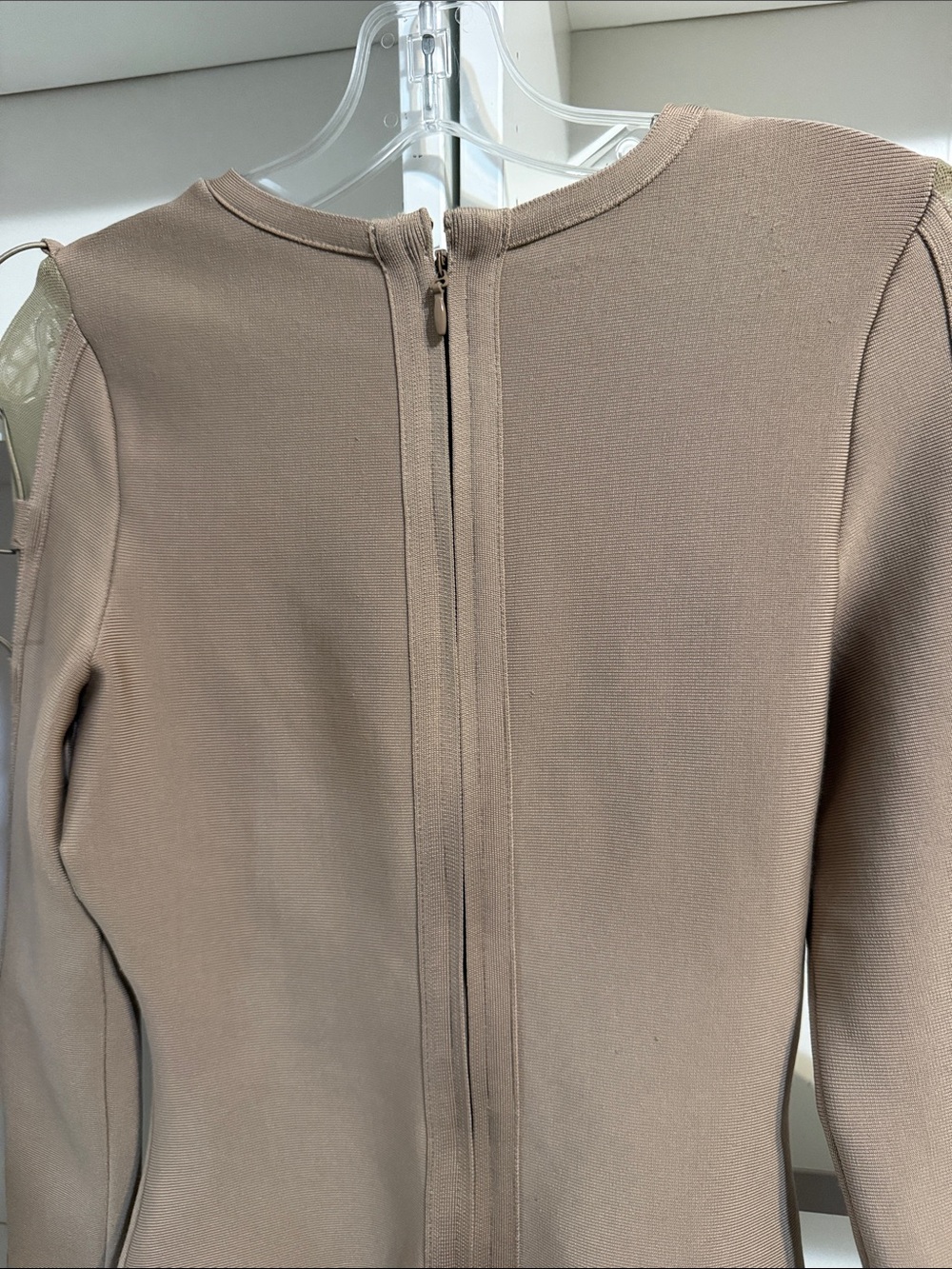 HERA Collection Taupe Bodycon Dress SM - Picture 7 of 10